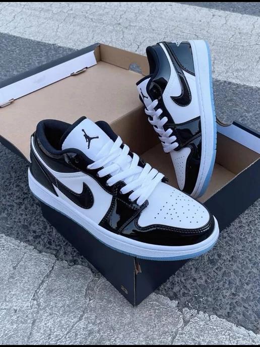 Кроссовки Air Jordan 1 Low SE «Concord»