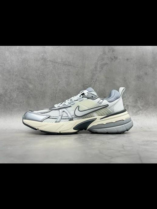 Кроссовки спортивные Nike V2K Run RUNTEKK vomero