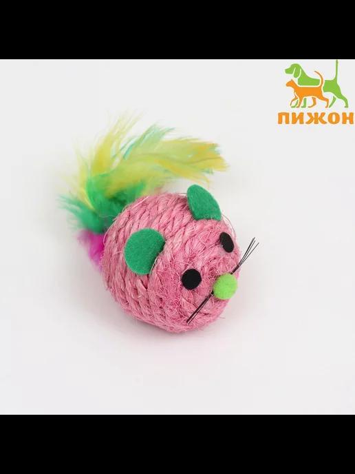 Игрушка шарик мячик для кошки из сизаля с перьями