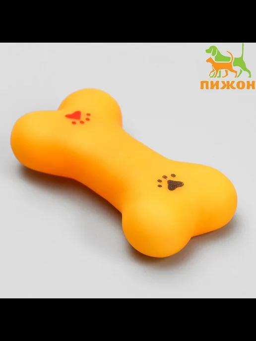 Игрушка пищащая "Косточка с лапками" для собак, 8,5 см