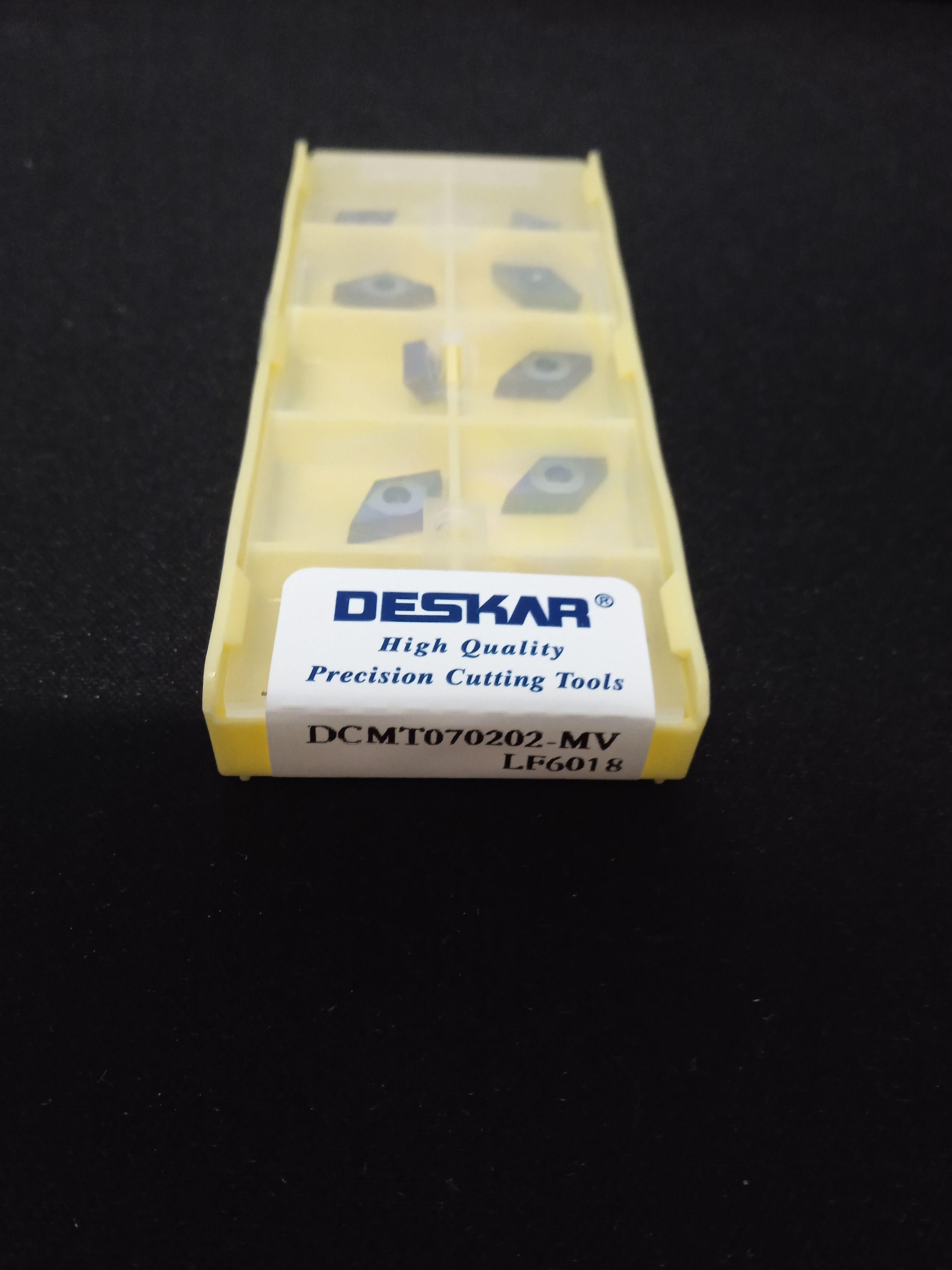 Пластина токарная DESKAR DCMT070202-MV LF 6018-10шт