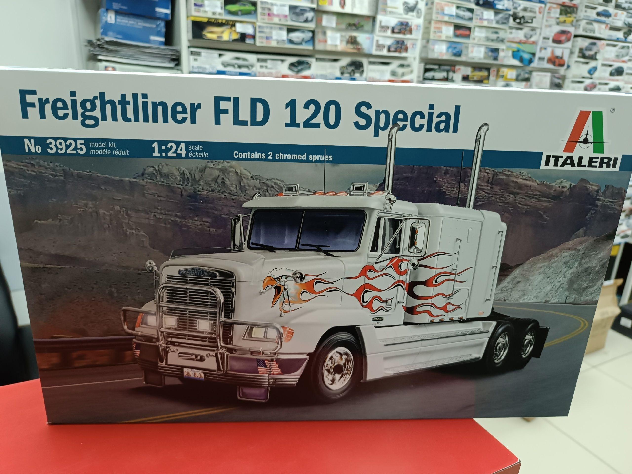 Сборная модель мотоцикла Italeri 1:24 3925ИТ Грузовик FREIGHTLINER FLD 120 SPECIAL