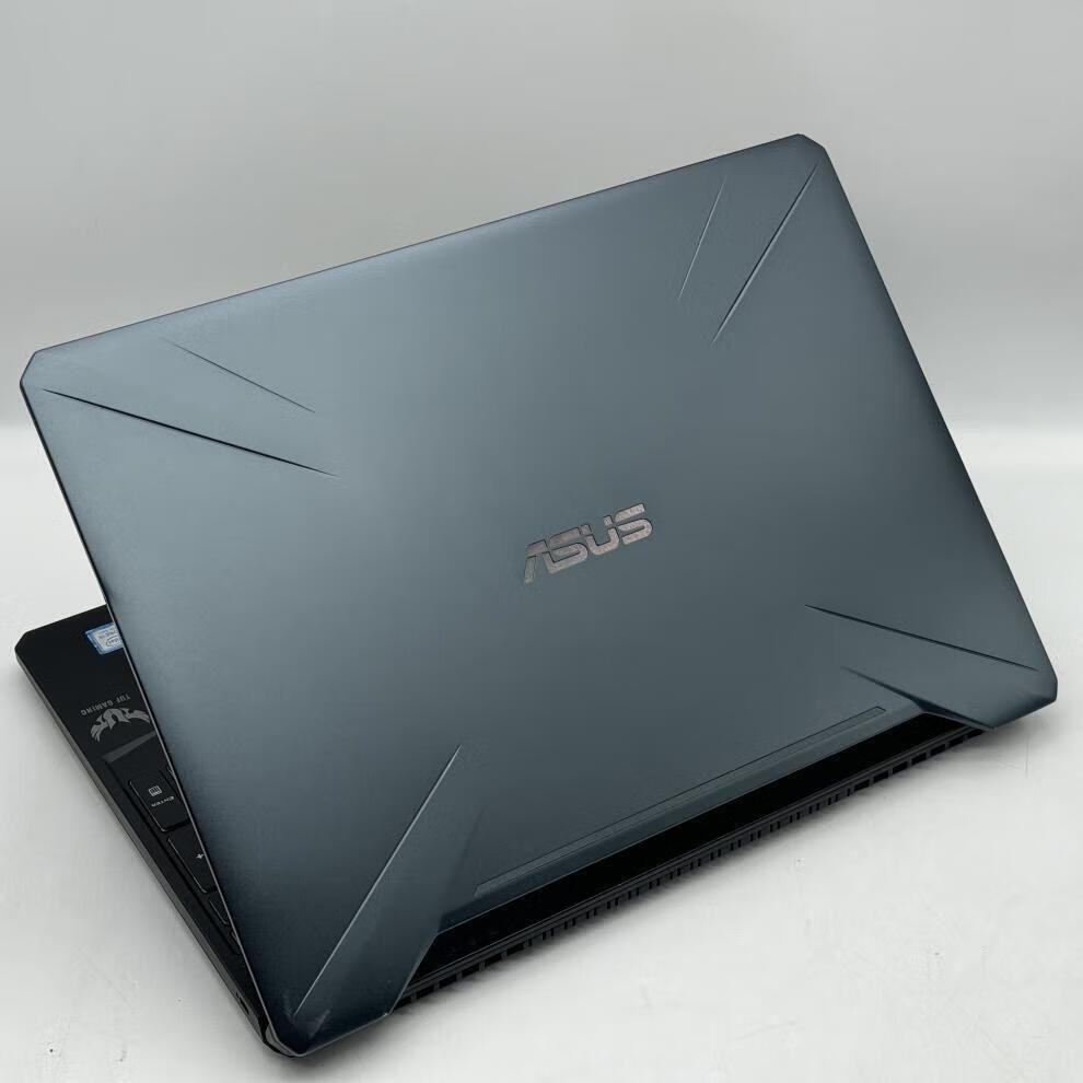 ASUS ASUS FX95 Игровой ноутбук 15.6", Intel Core i5-9300H, RAM 16 ГБ, SSD, NVIDIA GeForce GTX 1650 (4 Гб), Windows Pro, Английская раскладка