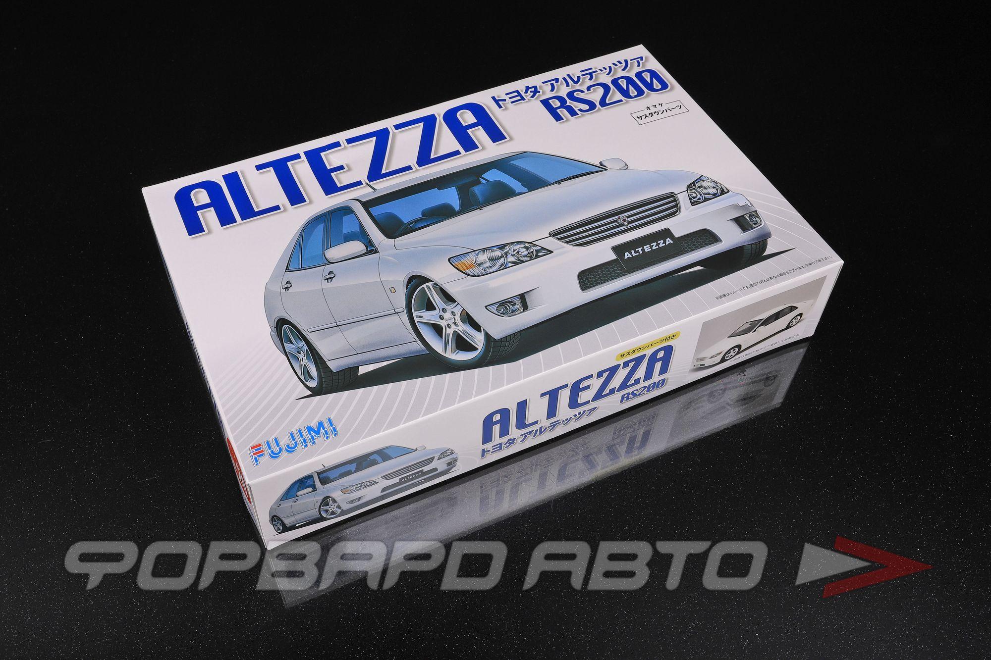 Сборная модель Toyota Altezza RS200 (1:24) FU03955 FUJIMI Япония