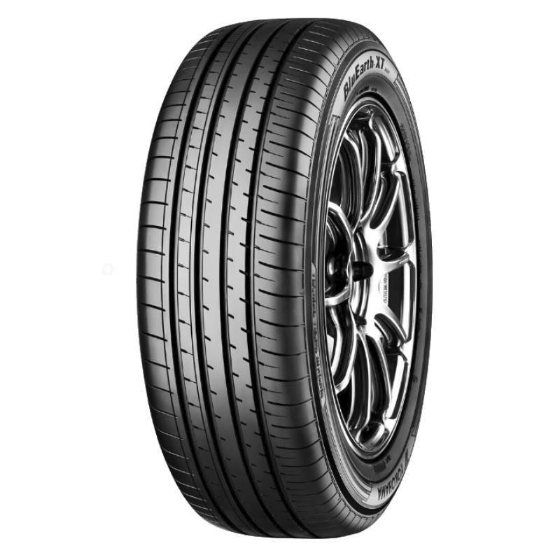 Yokohama BluEarth-XT AE61 Шины  летние 225/60  R18 104W