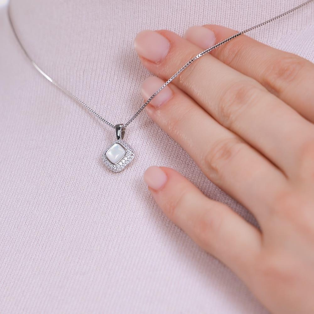 https://g4.sunlight.net/media/products/7820b89e-3423-11f1-b759-005056bccafe.jpg