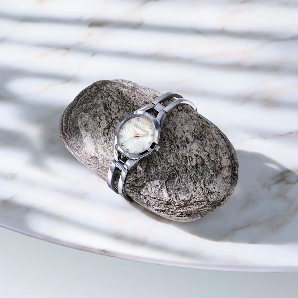 https://g4.sunlight.net/media/products/d4eef39b-2cf5-11f1-b750-005056bccafe.jpg