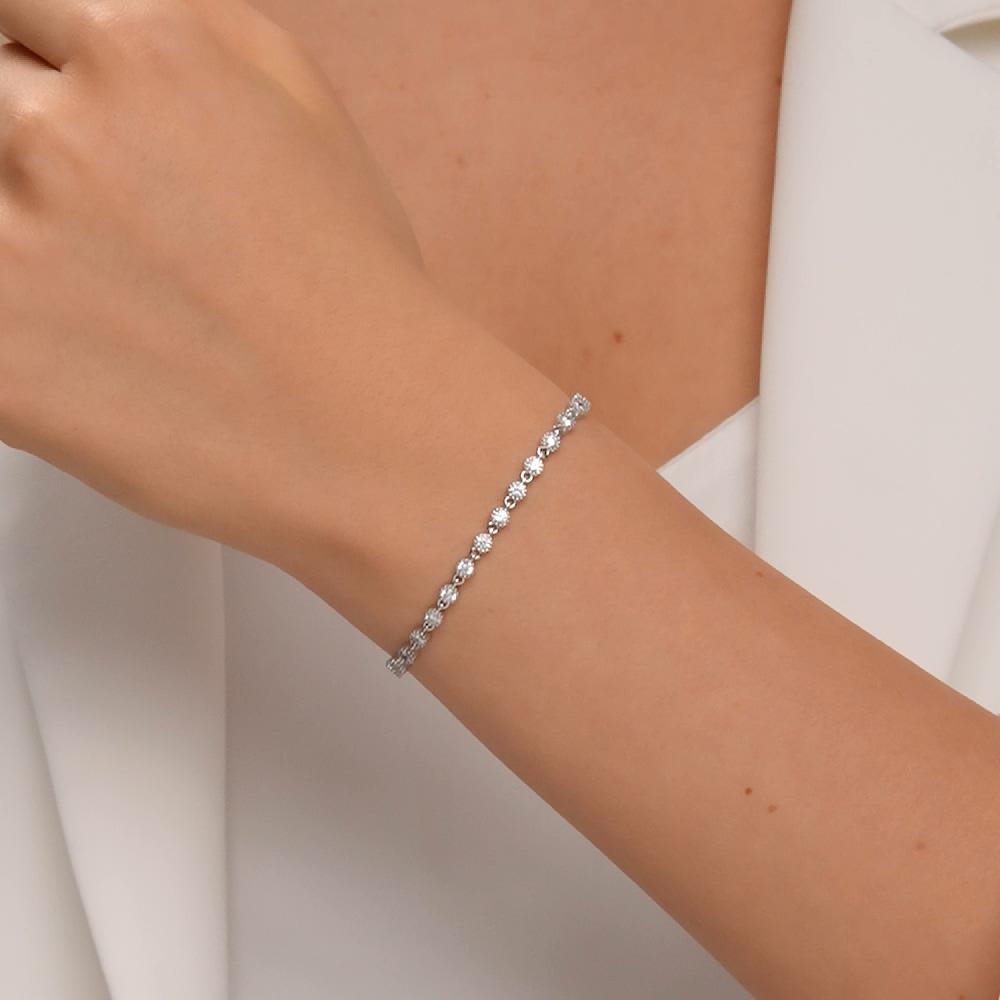 https://g8.sunlight.net/media/products/82871935-38a8-11f1-b75f-005056bccafe.jpg