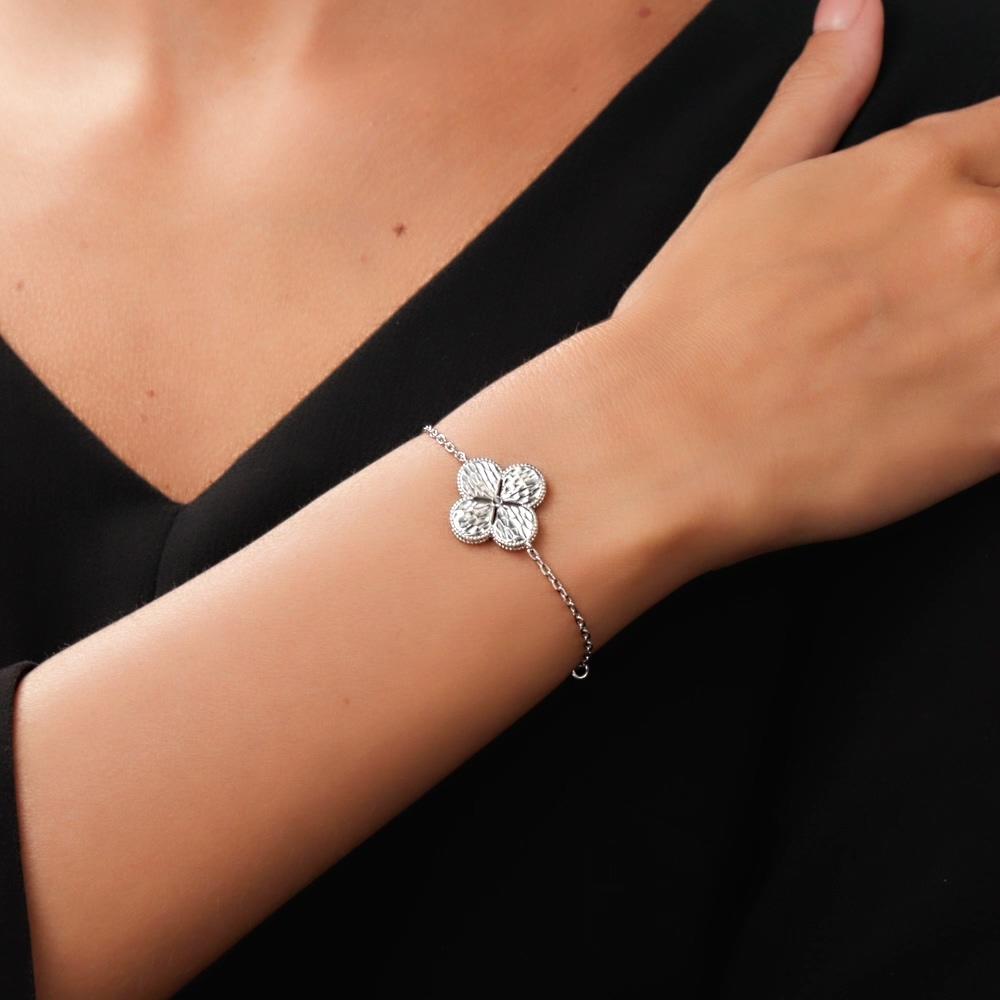 https://g9.sunlight.net/media/products/2e81ff00-0331-11f1-b71b-005056bccafe.jpg