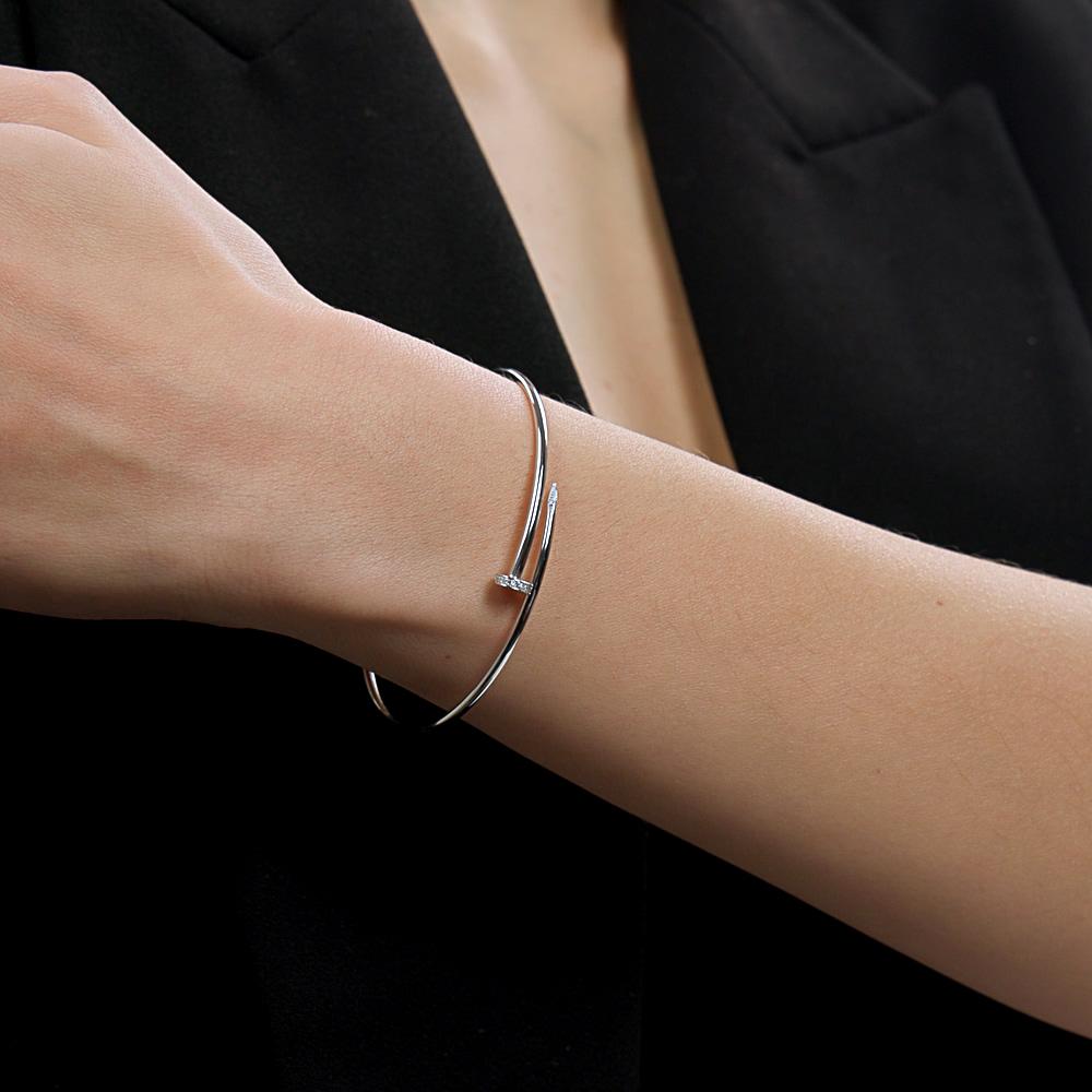 https://g9.sunlight.net/media/products/6b789787-fac0-11f0-b710-005056bccafe.jpg