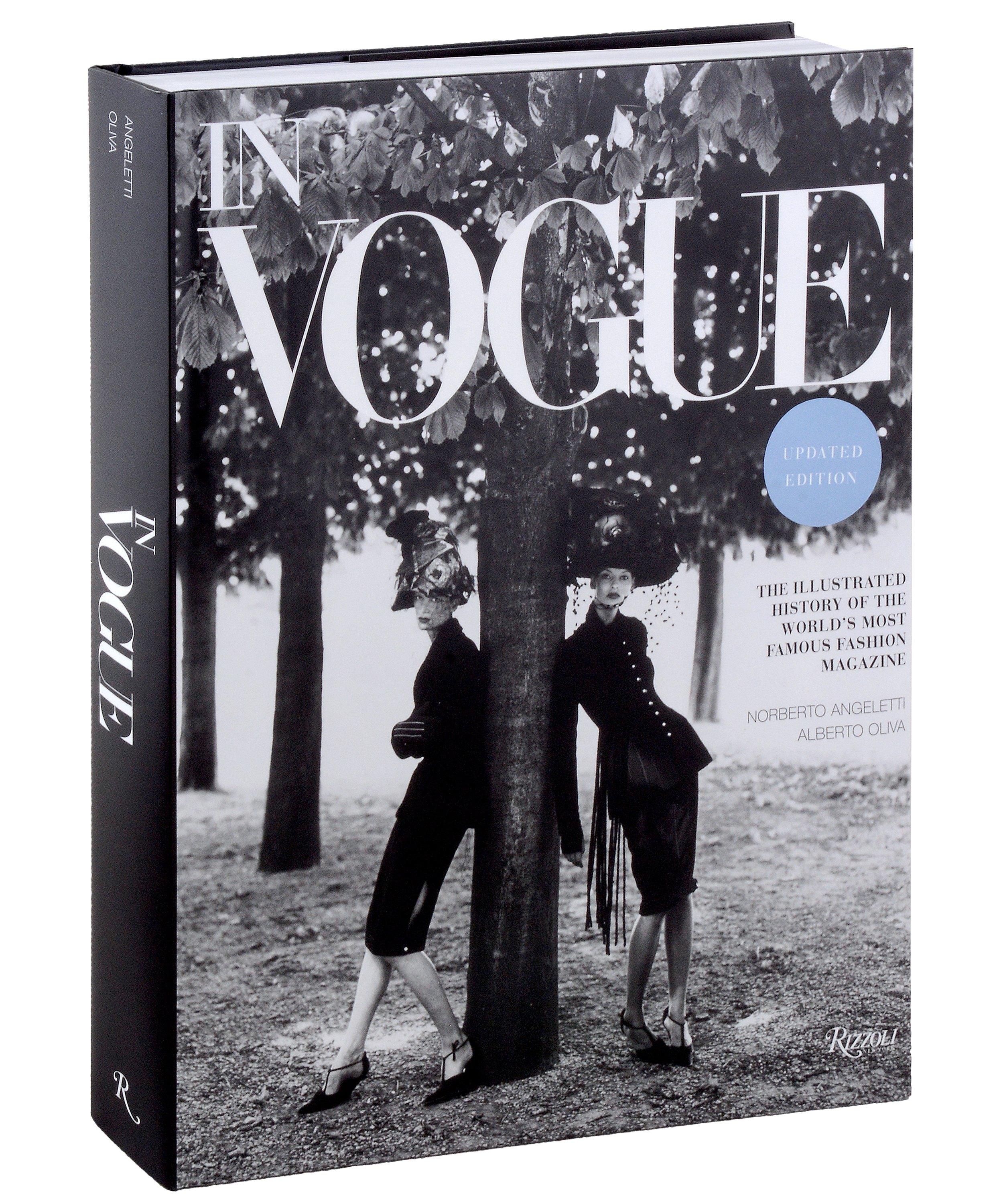 Rizzoli | In Vogue: An Illustrated History of the World`s Most Famous Fashion Magazine