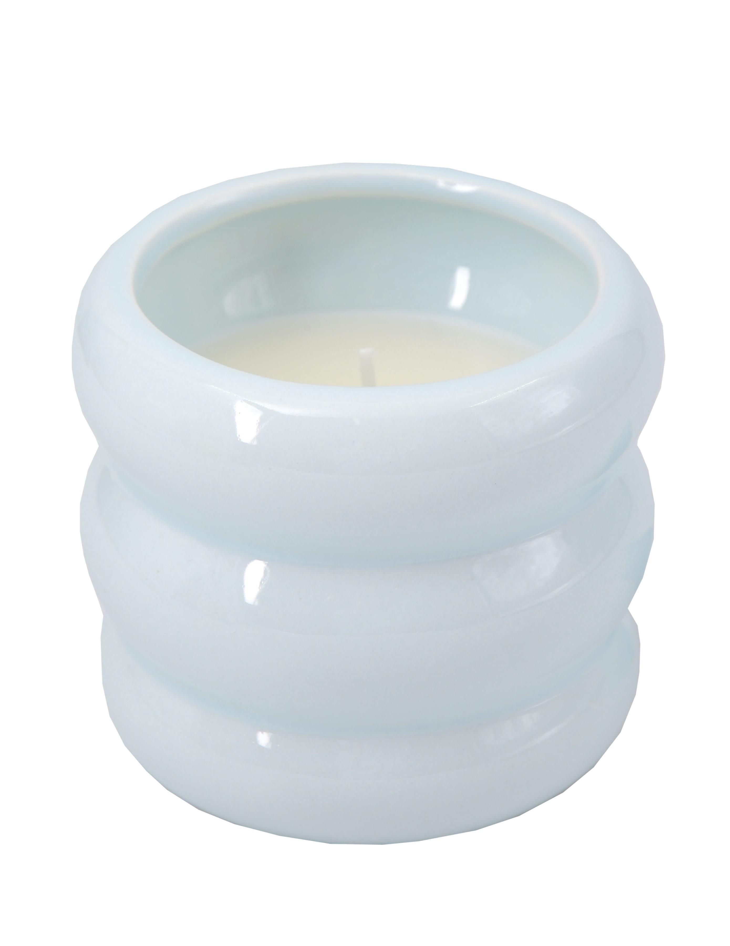 https://ndc.book24.ru/pim/products/images/94/d7/019abb93-2555-7f2a-8a15-bb9c0fcf94d7.jpg