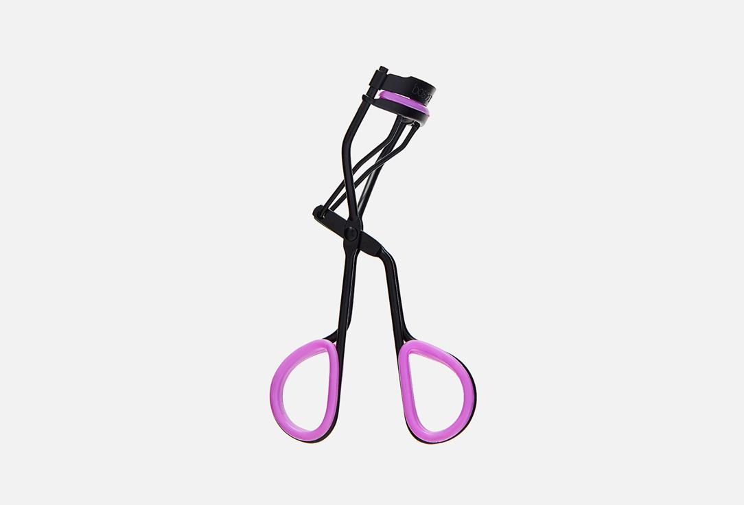 EYELASH CURLER WITH PURPLE RUBBER HANDLE. 1 шт