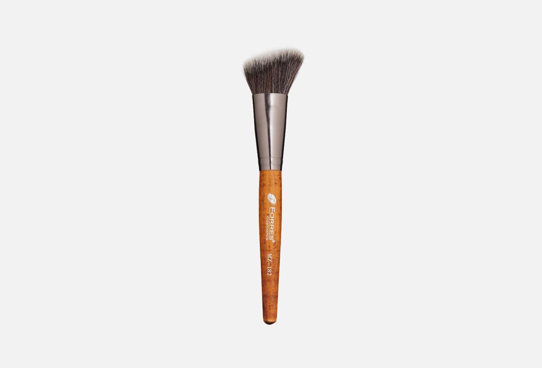 Brush for blush, bronze and highlighter. 1 шт