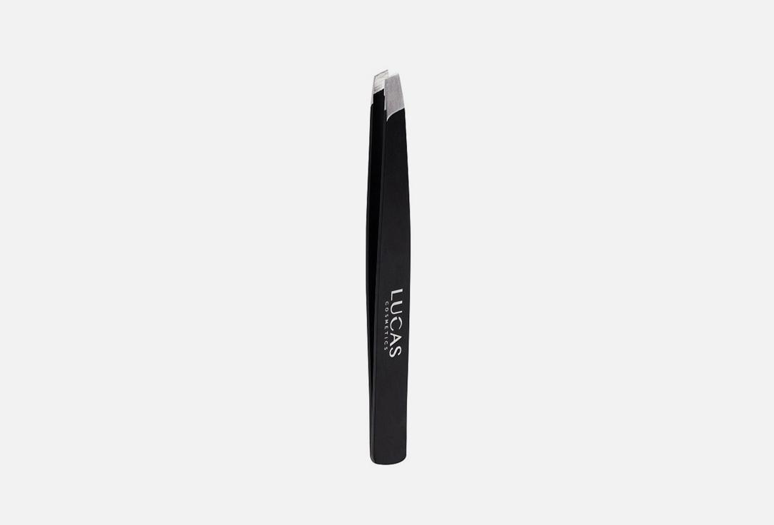 Lucas' Cosmetics | Professional eyebrow tweezers with beveled tips. 1 шт