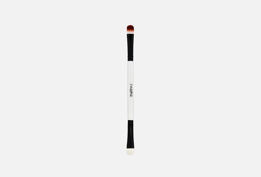 Double-ended eyeshadow brush with applicator. 1 шт