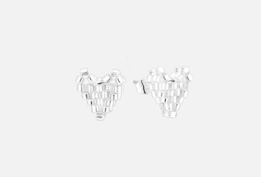 Heart shaped tiny earrings Silver. 2 шт