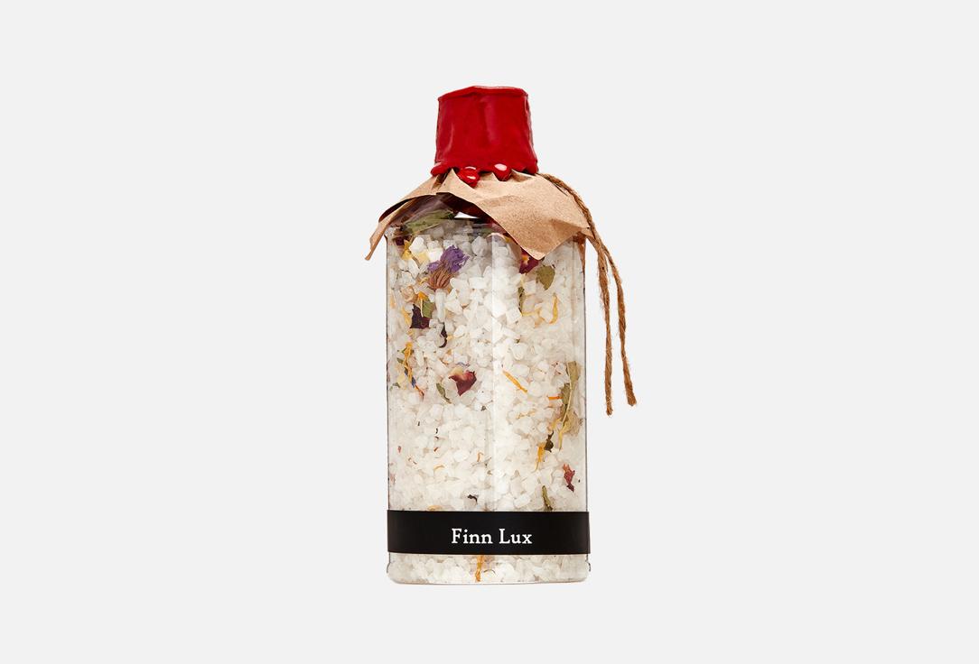 Dried flowers and rose essential oil. Цвет: