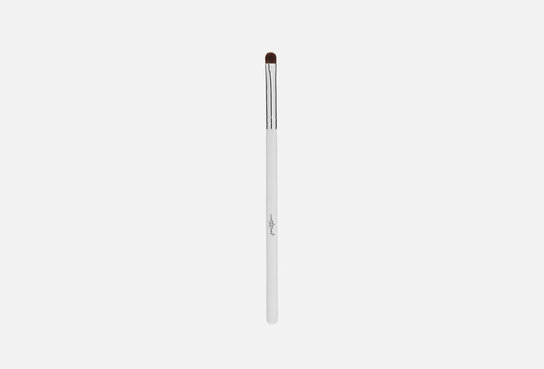 Flat brush for eyeliner. 4 г