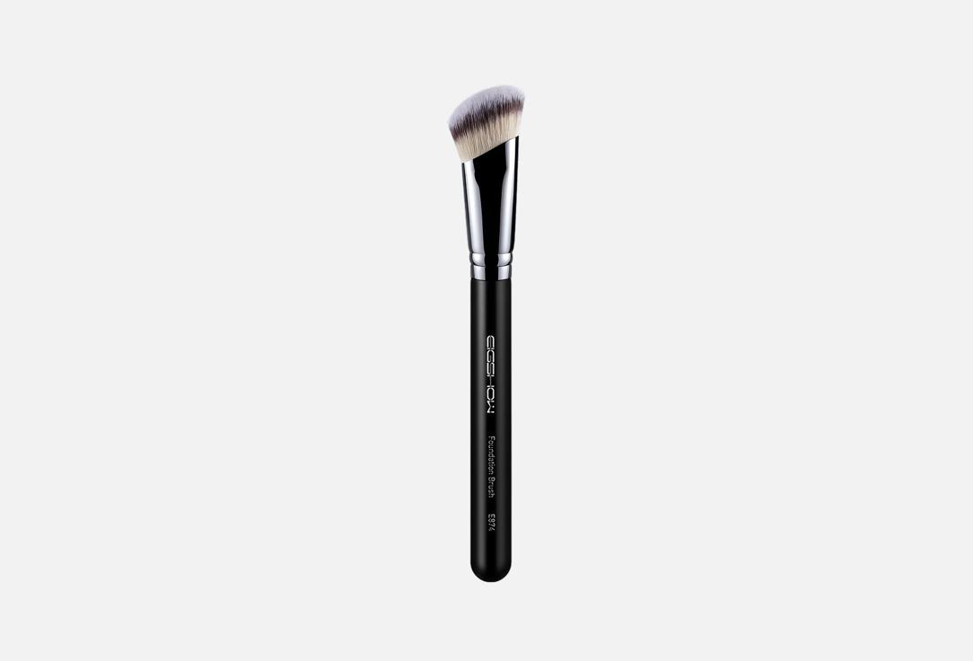 Foundation brush. 1 шт