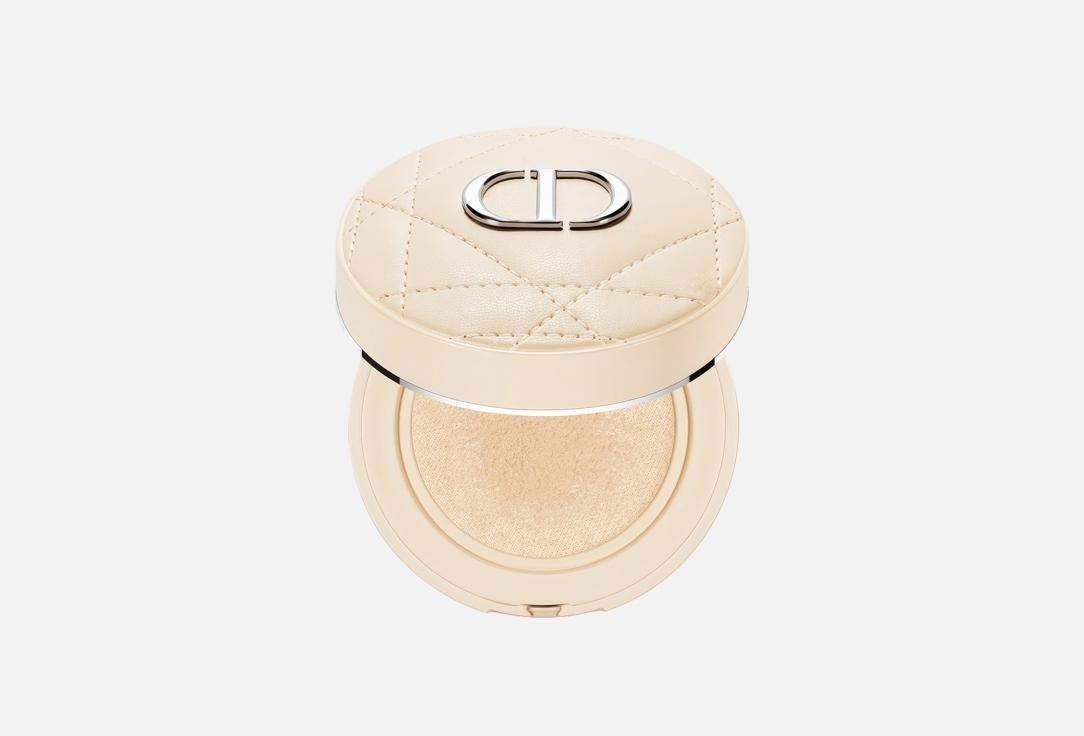 Forever Cushion Powder. Цвет: 010 Очень Светлый