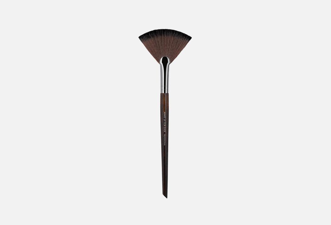 Powder Fan Brush №120. 1 шт