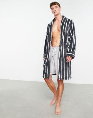 https://usmall.ru/image/000/00/00/0a8145897c600099b8753f7f131cb57b.jpeg
