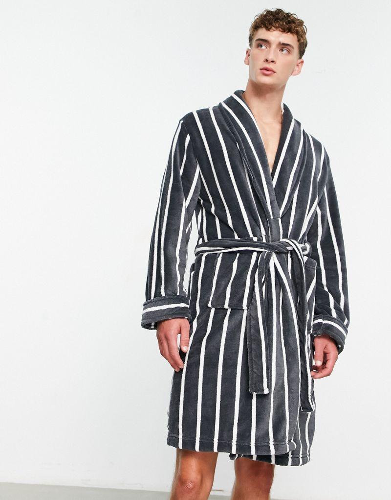 https://usmall.ru/image/526/48/28/ae3357080c23d9fe0fe39b674c6e2b85.jpeg
