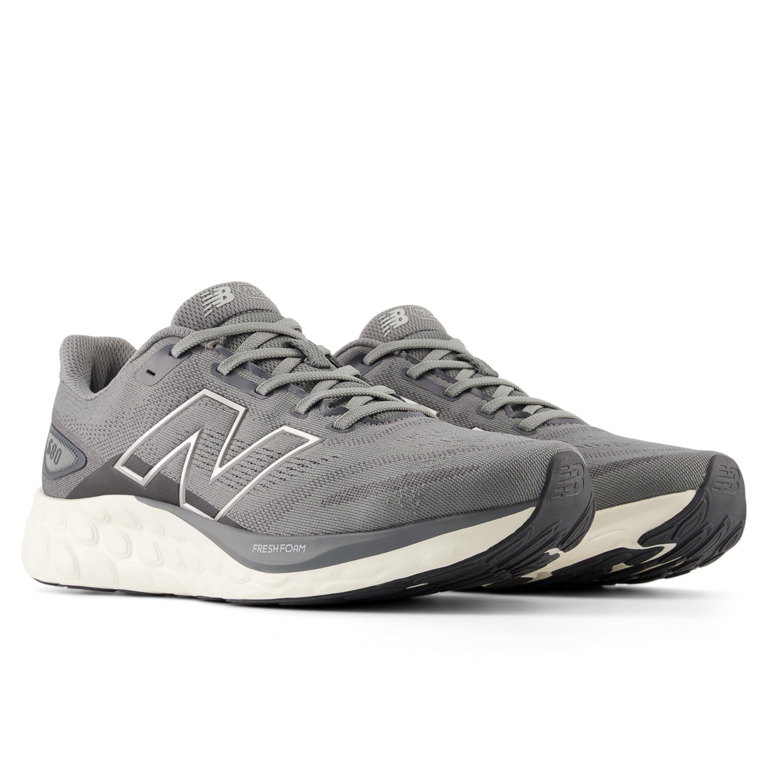 Кроссовки New Balance Fresh Foam 680v8 с мягкой амортизацией и хорошей вентиляцией