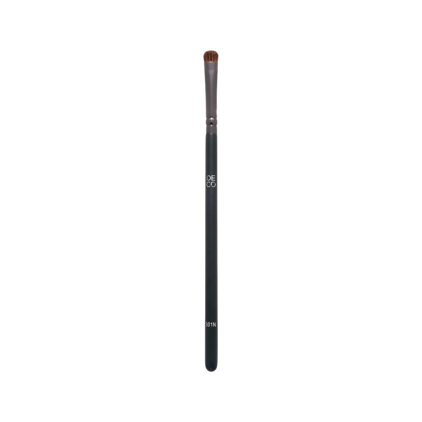 Кисть `DECO.` MAKE UP BRUSH EYES для нанесения теней натуральная малая №301N