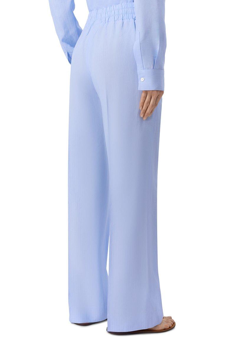 https://st-cdn.tsum.com/sig/01b9bd458a6dcde9d949ebc6a34a8d4a/width/763/i/03/cb/ed/fe/8bfe648b-749d-4547-abe8-62d64cf2fbdd.jpg