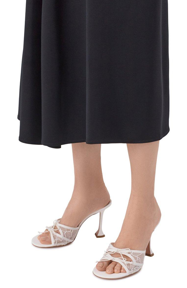https://st-cdn.tsum.com/sig/0235b44c8aa5f62158d5dcb2c833590d/width/763/i/c4/49/b5/a5/767d86c6-fff5-4802-84de-fbe4f139f02b.jpg