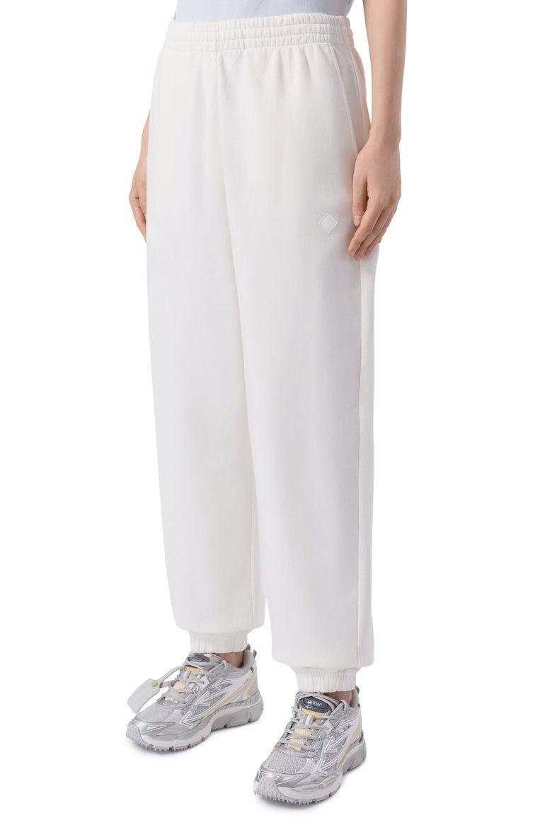 https://st-cdn.tsum.com/sig/03affe6059ecc95754eaf689fa0f0a0a/width/763/i/2f/bb/d8/79/289e387a-d9ae-11f0-b80d-b4969139ea48.jpg