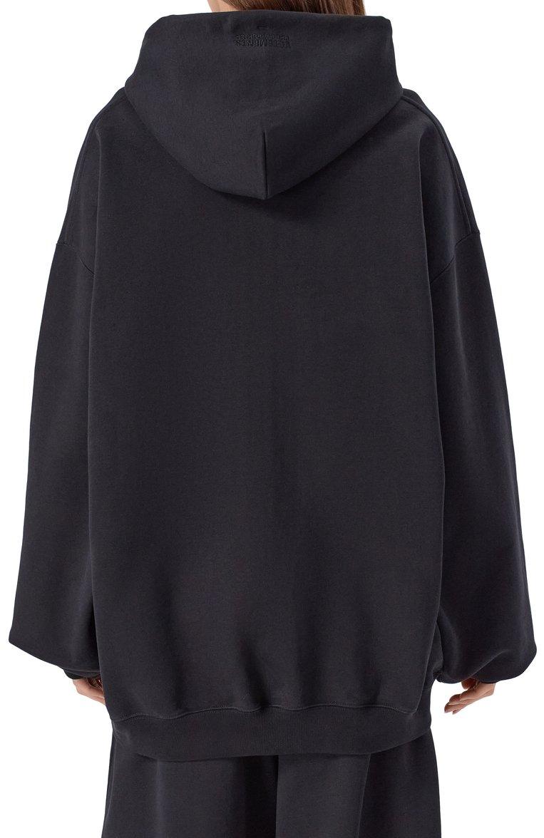 https://st-cdn.tsum.com/sig/085af76b6a16b0640585e5640543b894/width/763/i/d5/3d/da/83/76ebc2d3-6316-11f0-b80d-b4969139ea48.jpg