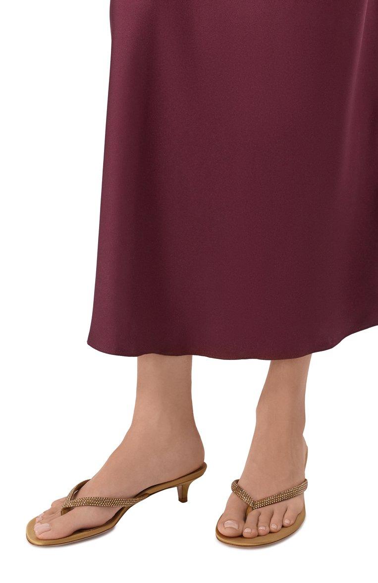 https://st-cdn.tsum.com/sig/09a97c4921d6ef0494d3ac6f6493afb4/width/763/i/e8/cd/e7/c9/059eb512-09da-4d86-a619-61aa0ca25529.jpg