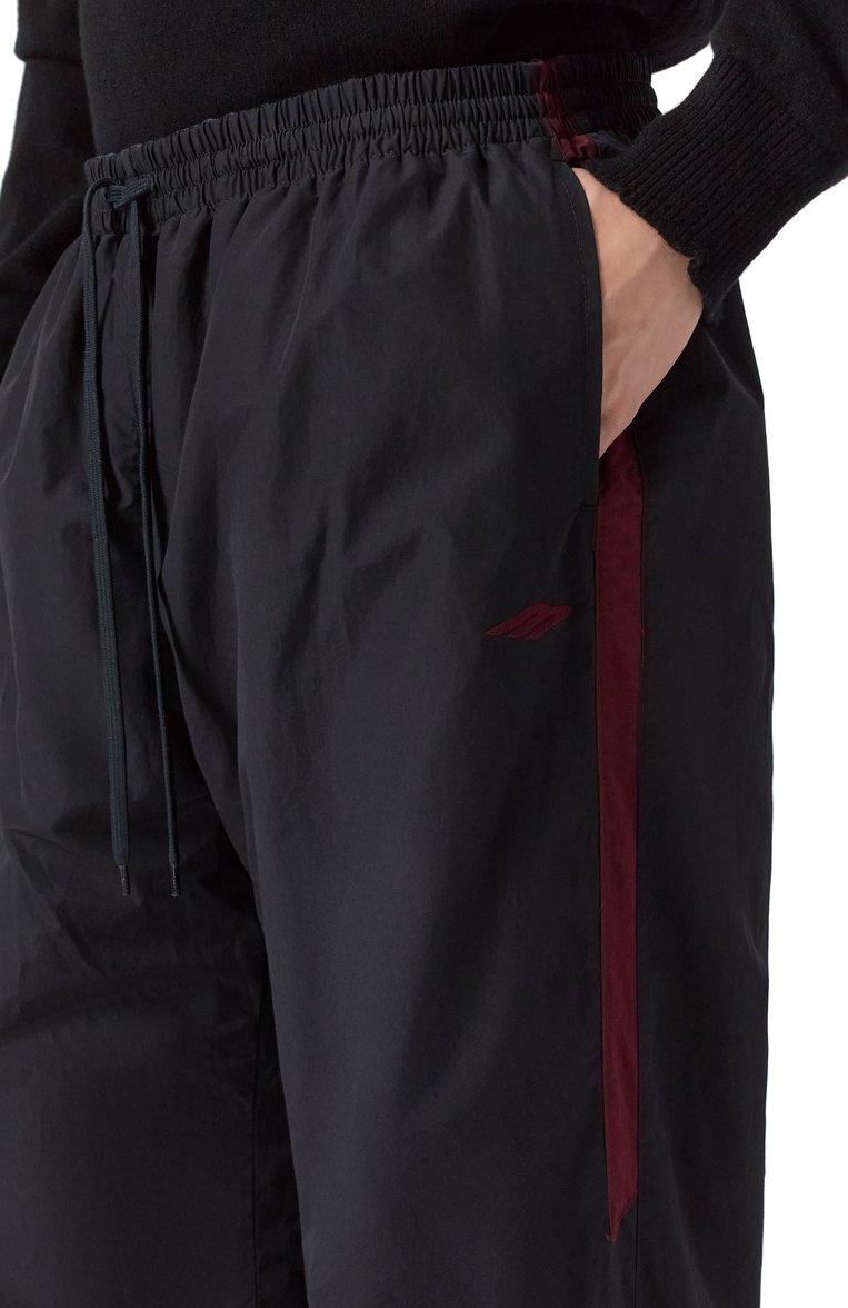 https://st-cdn.tsum.com/sig/0a2787c3f5e4f6db51d0239b11c8b98a/width/763/i/6d/bb/f3/ba/65e243b0-d2a2-11f0-b80d-b4969139ea48.jpg