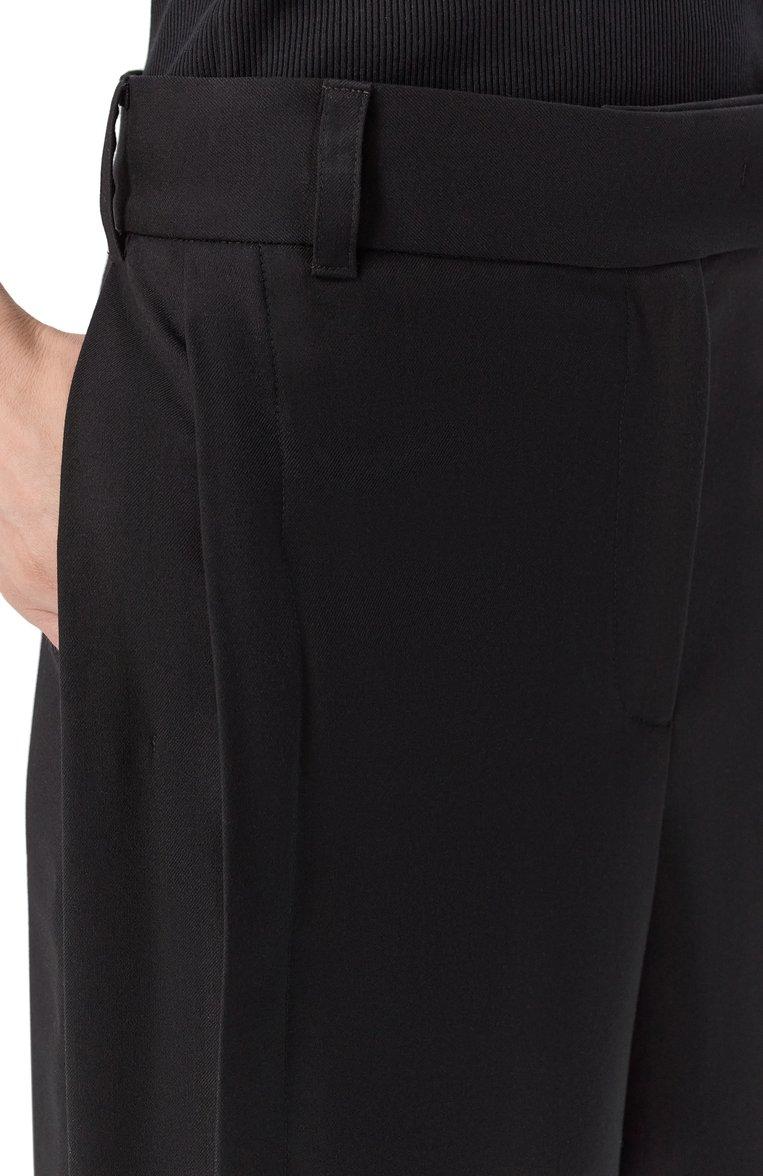https://st-cdn.tsum.com/sig/0c7355cdc5f979b75ca91c49d261db51/width/763/i/e8/c8/02/04/9eb211d9-7ecf-433d-8dee-850d7e038756.jpg