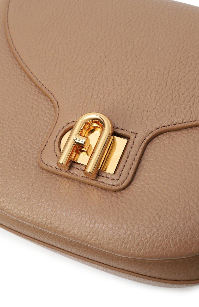 https://st-cdn.tsum.com/sig/0f575c55fe0d7cd04acac1f5c9db4819/width/763/i/1d/01/72/6e/3c8a3130-3aff-11f0-b80d-b4969139ea48.jpg