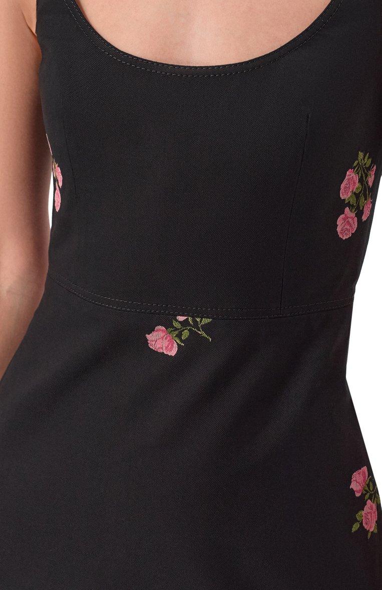 https://st-cdn.tsum.com/sig/16c4849acd9ef886de34aab8c109a273/width/763/i/1d/c2/80/2d/09601c16-ae1b-4b5b-b90e-2e3e00470be7.jpg