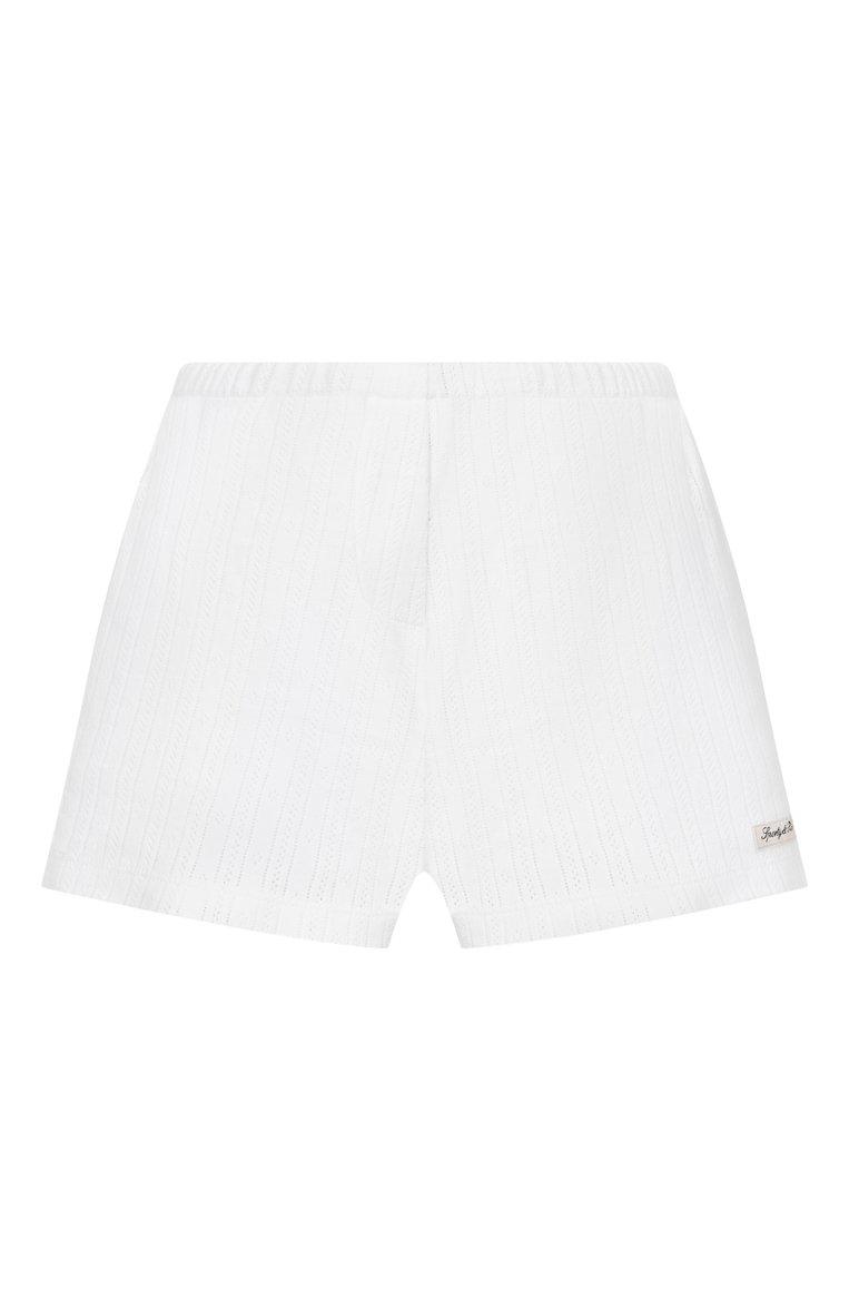 https://st-cdn.tsum.com/sig/16dded3c384aba5d889cc7e3b8d10ea3/width/763/i/46/d7/2b/73/84a3d4f9-1ec5-4dc3-8a0d-70126a9a85e8.jpg