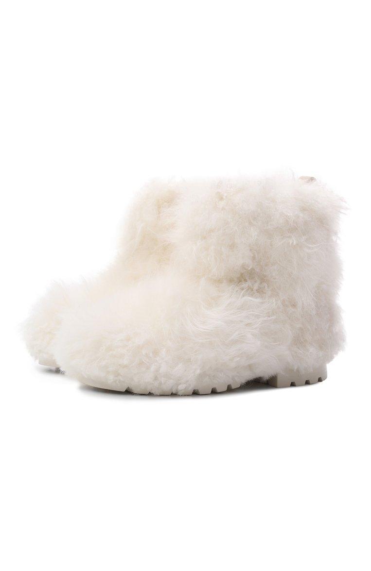 https://st-cdn.tsum.com/sig/1810b833d5f1d3d588bf162ec53752c6/width/763/i/5d/19/82/ca/af492211-e72b-457c-a5e8-b2aee0902b76.jpg