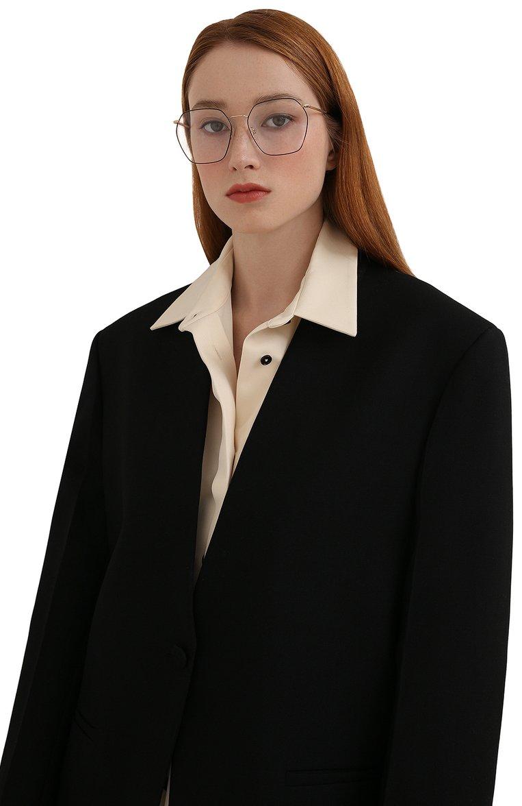 https://st-cdn.tsum.com/sig/1a6b01b8f12f1ecb9683b2834f3a9726/width/763/i/32/5e/42/3b/325e423b-7dc3-33e9-9e5b-2bc1e24976a9.jpg