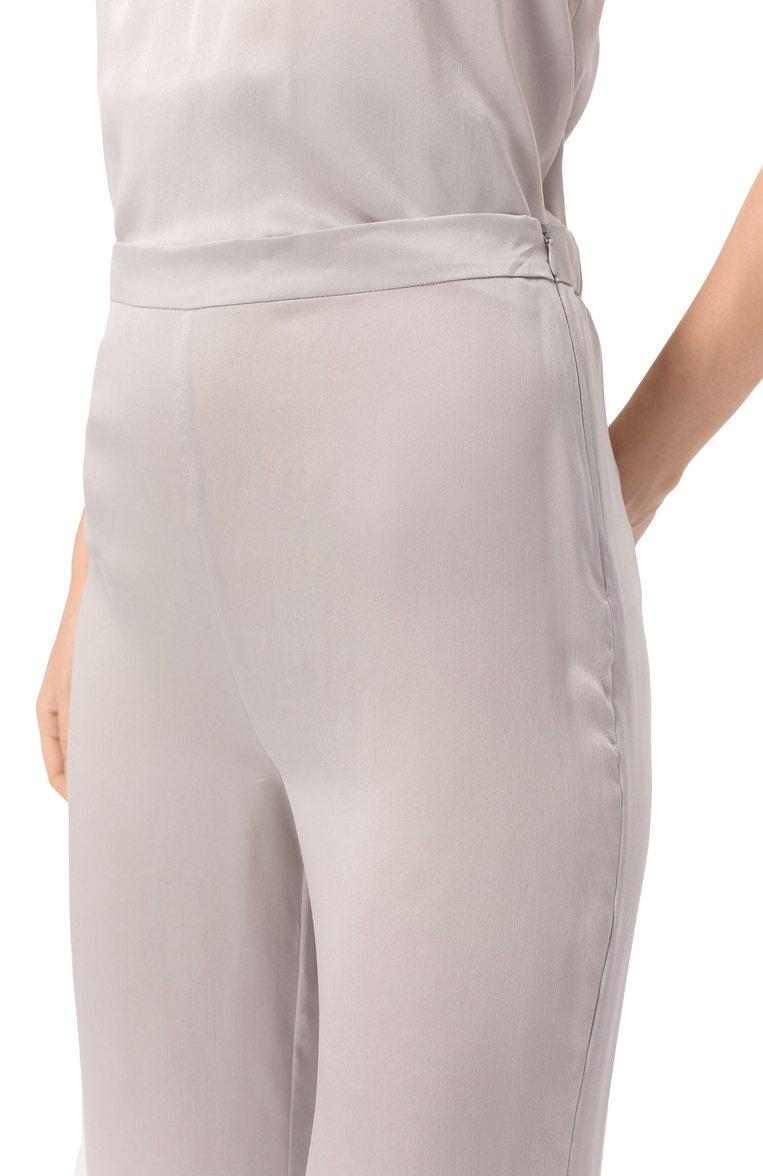 https://st-cdn.tsum.com/sig/1aee5852f3c671639755af6d62b0902a/width/763/i/ba/ab/ba/6a/fcd6a2d4-1b8b-41d3-a8fd-a0e95249c699.jpg