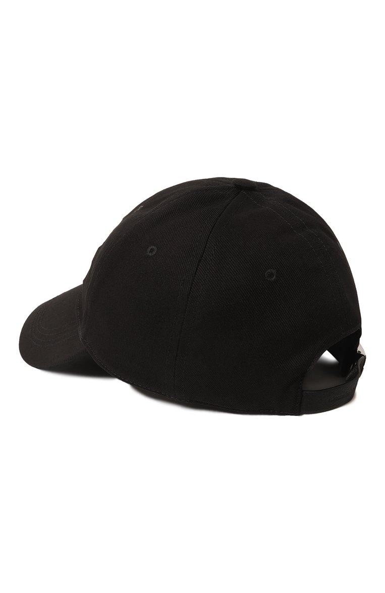https://st-cdn.tsum.com/sig/1e0ef45928f69ca25c5c7556e315fdee/width/763/i/75/82/6a/30/75826a30-6a4c-3774-bae2-721e3e89d569.jpg