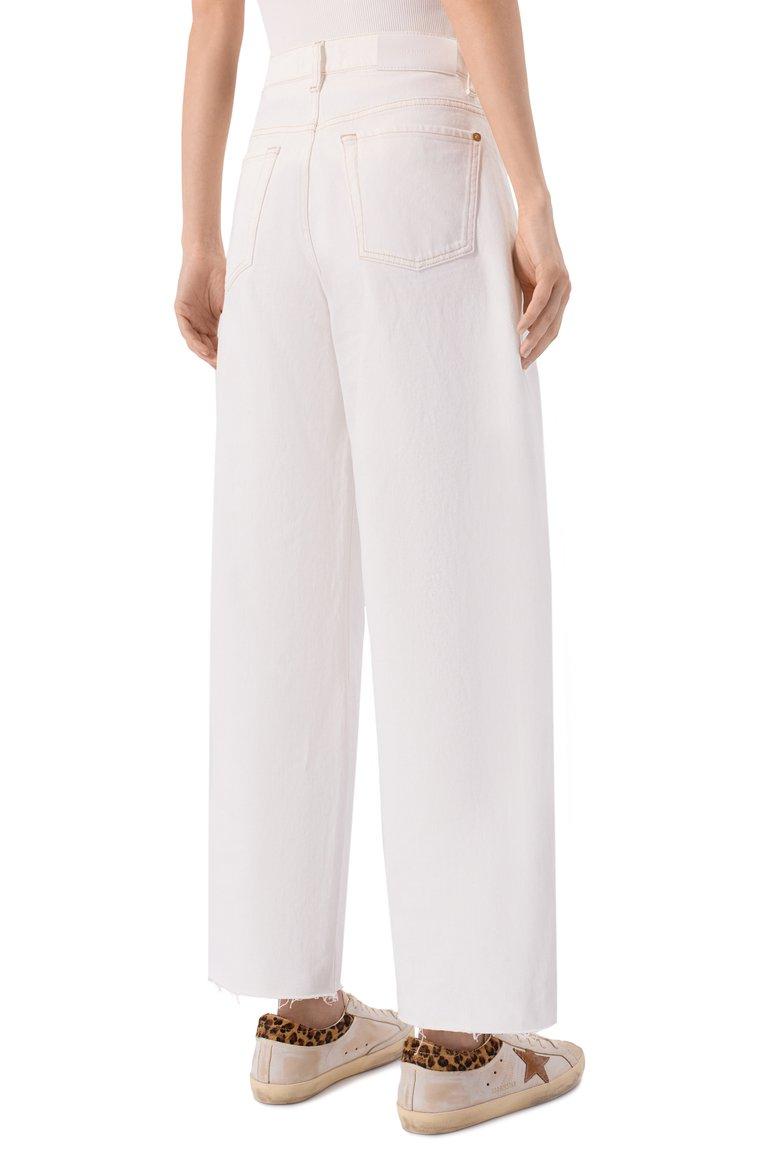 https://st-cdn.tsum.com/sig/235bdb63f8a97f4de938b38a91978565/width/763/i/3f/f5/e3/f6/fc3f52b6-ed57-11f0-b80d-b4969139ea48.jpg