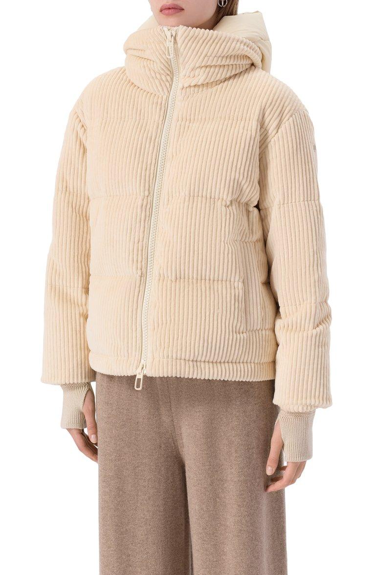 https://st-cdn.tsum.com/sig/254009ee2382722ea246ce7bd82b12c2/width/763/i/59/f4/c3/81/f3544a94-923a-11f0-b80d-b4969139ea48.jpg