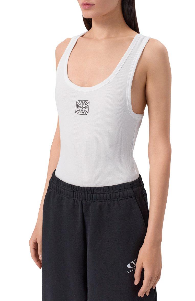 https://st-cdn.tsum.com/sig/2711c5575240f4afe0378df2daba4fbb/width/763/i/eb/82/34/2d/bd0ee072-d8f3-11f0-b80d-b4969139ea48.jpg