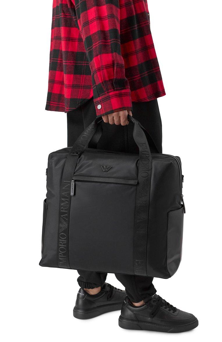 https://st-cdn.tsum.com/sig/2d15e9f427b593c2edfb7a085b695087/width/763/i/e8/b7/c7/32/06547c00-3003-11f0-b80d-b4969139ea48.jpg
