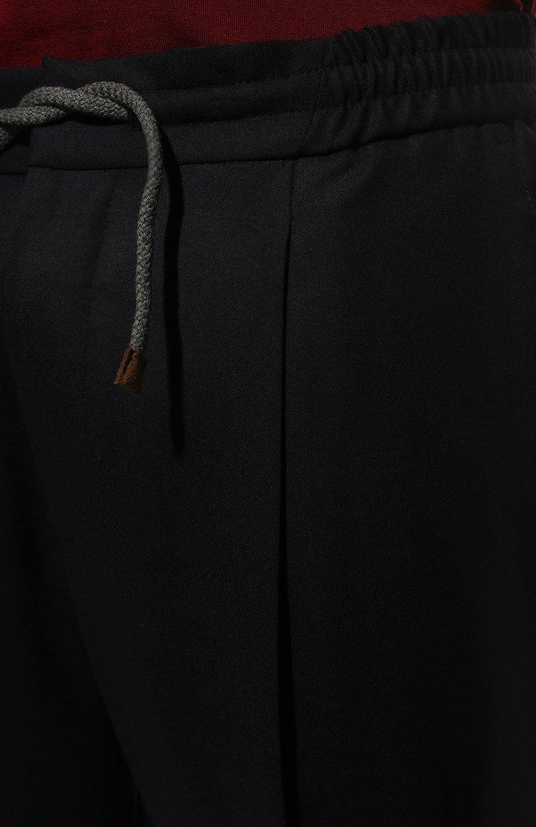 https://st-cdn.tsum.com/sig/2e22d399a6c180f1c60ccc9159436e6a/width/763/i/1c/ee/e8/13/1ceee813-9c72-3199-9e10-96714be2670d.jpg
