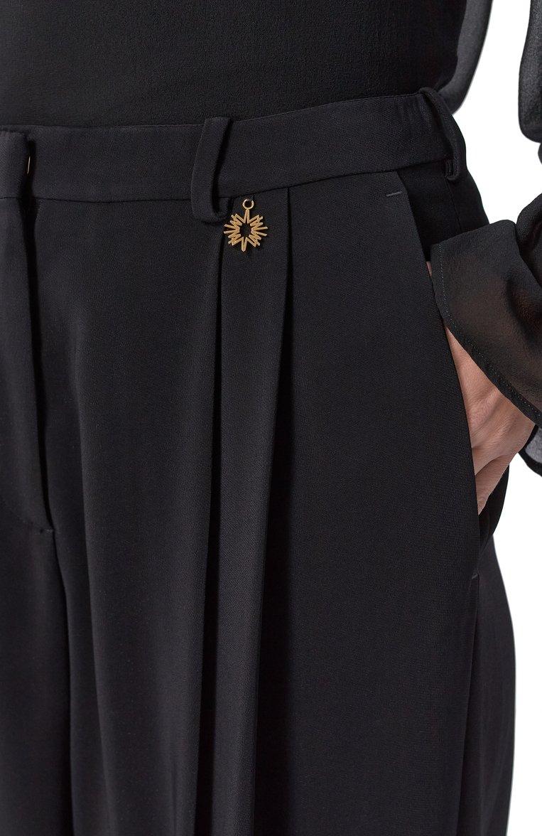 https://st-cdn.tsum.com/sig/36f0652af99650b5225d67a9263e01d6/width/763/i/45/6d/d4/51/378c6bd0-aae1-4627-a8fd-226149d1b8b3.jpg